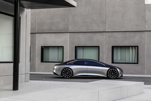 Mercedes Vision EQS 010.jpg