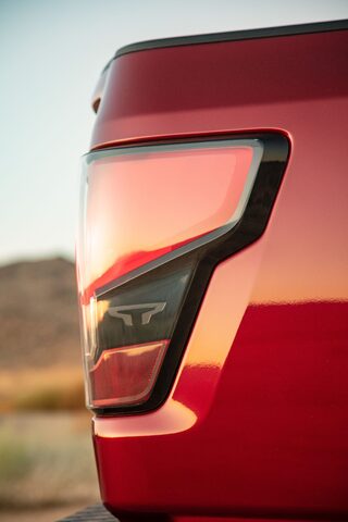 2020 Nissan TITAN SL-22.jpg