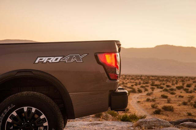 2020 Nissan TITAN PRO-4X-7.jpg