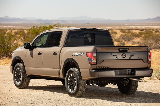 2020 Nissan TITAN PRO-4X-11.jpg