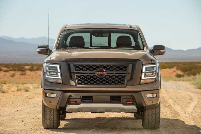 2020 Nissan TITAN PRO-4X-15.jpg