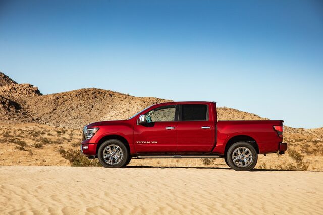 2020 Nissan TITAN SL-12.jpg