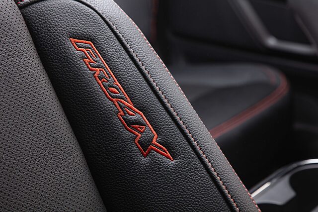 2020 Nissan TITAN PRO-4X-35.jpg