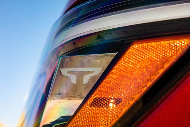 2020 Nissan TITAN SL-24.jpg