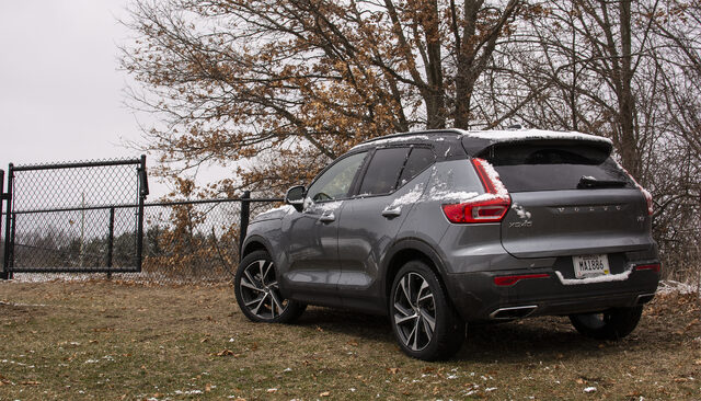2019 Volvo XC40 R-Design rear three-quarter view