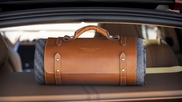 Aston Martin DBX_37_Picnic Blanket.jpg