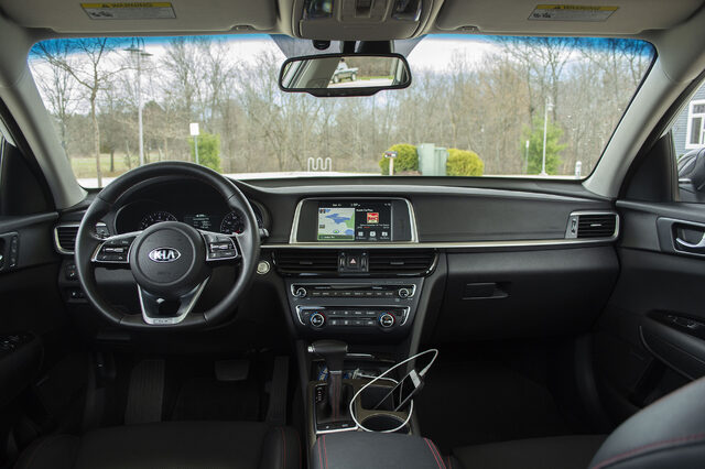 2019 Kia Optima SX interior dashboard