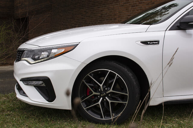 2019 Kia Optima SX front wheel and Turbo badge detail