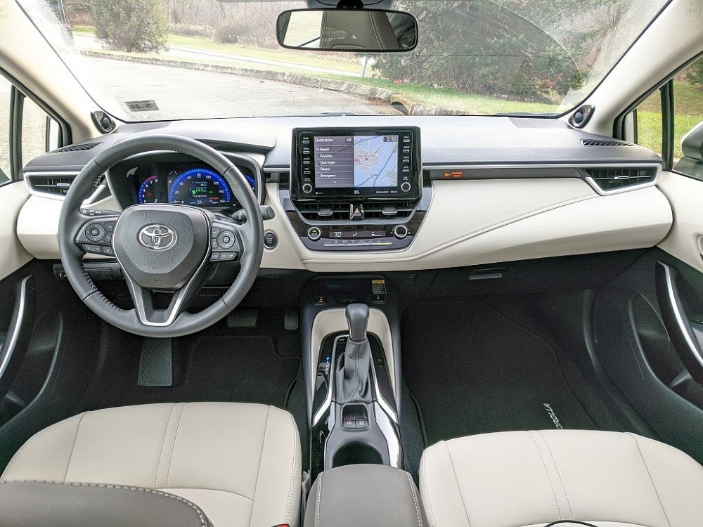 2020 Corolla Interior.jpg