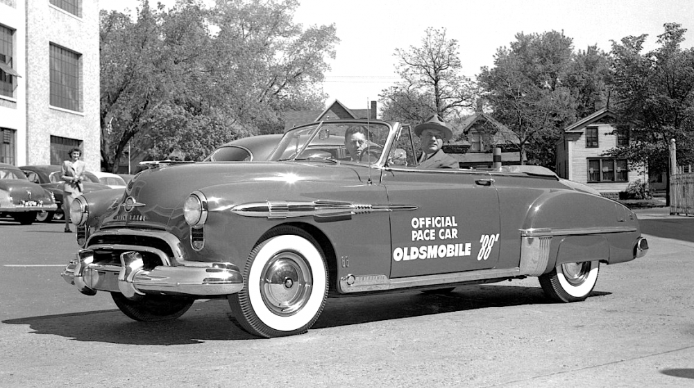 49 Olds pace car.png