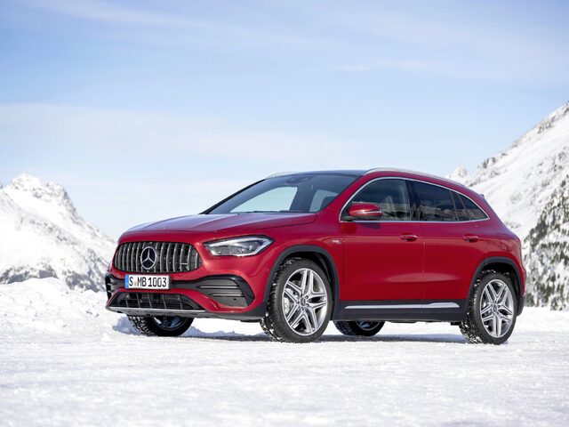 2021 AMG GLA 35 001.jpg