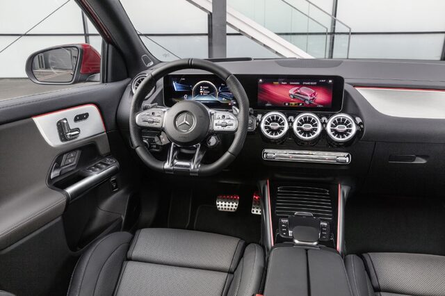 2021 AMG GLA 35 010.jpg