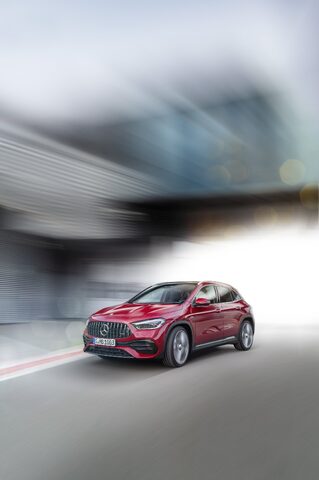 2021 AMG GLA 35 008.jpg