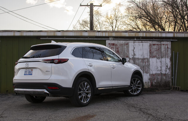 2019 Mazda CX-9 Grand Touring rear three-quarter view