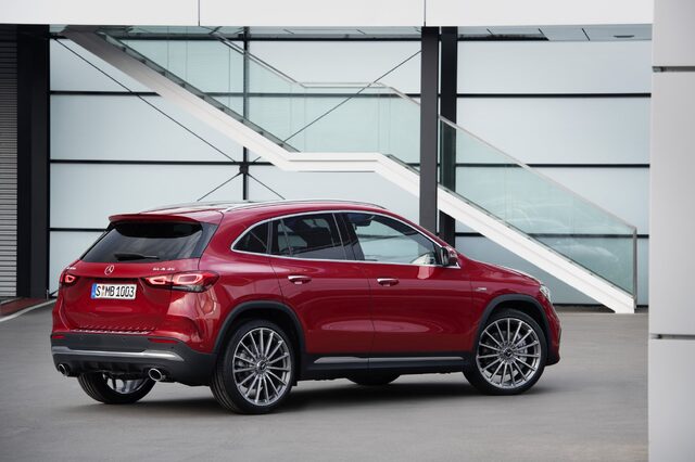 2021 AMG GLA 35 014.jpg