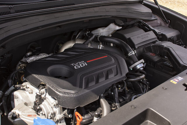 2019 Hyundai Santa Fe Ultimate 2.0-liter turbo engine bay