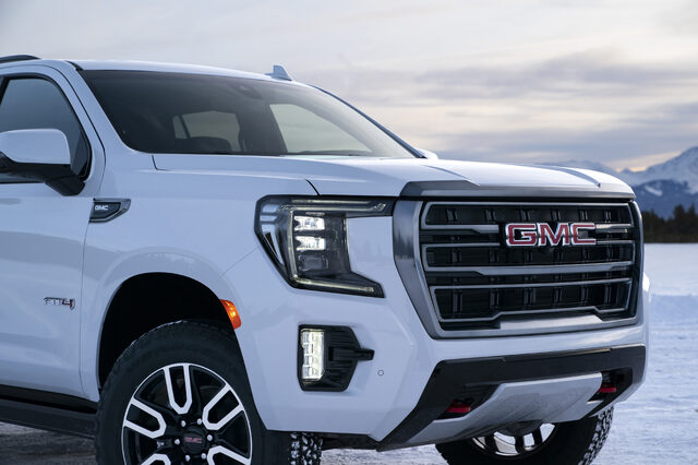 2021-GMC-Yukon-AT4-027.jpg