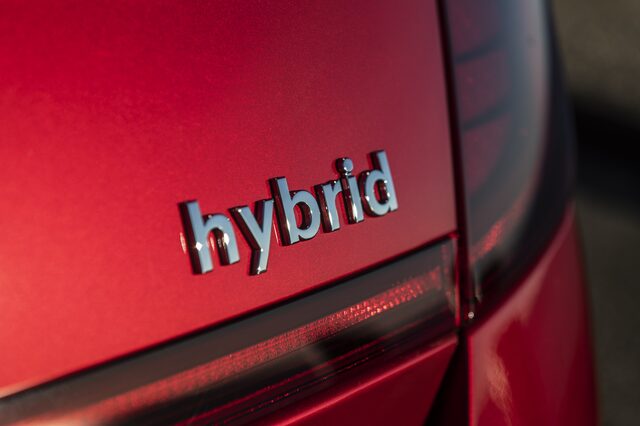 40146-2020SonataHybrid.jpg