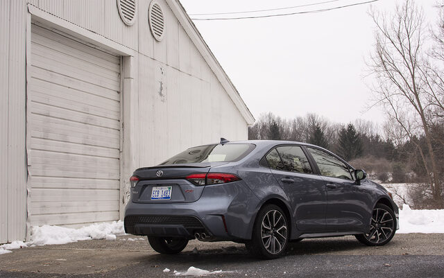 2020 Toyota Corolla XSE rear three-quarter view