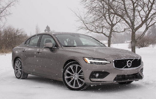 2020 Volvo S60 Momentum 6.jpg