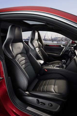 2021_Arteon--11858.jpg