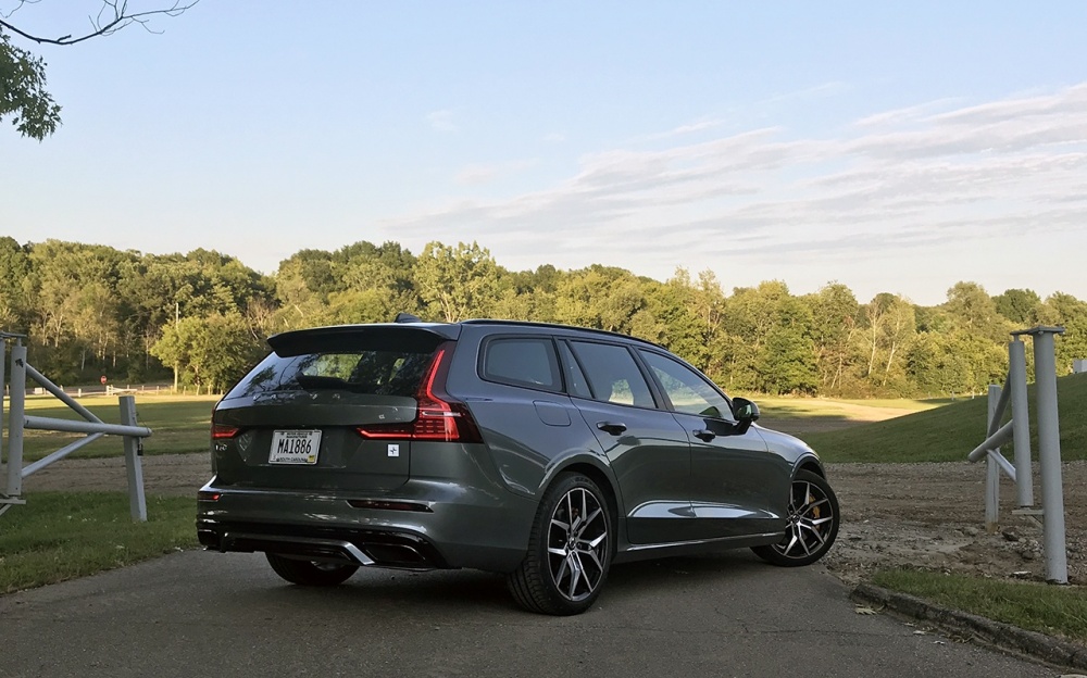 2020 Volvo V60 Polestar 3.jpg
