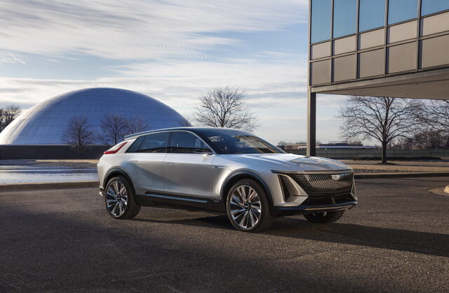 Cadillac-LYRIQ-010.jpg