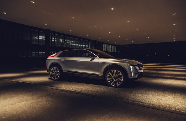 Cadillac-LYRIQ-019.jpg