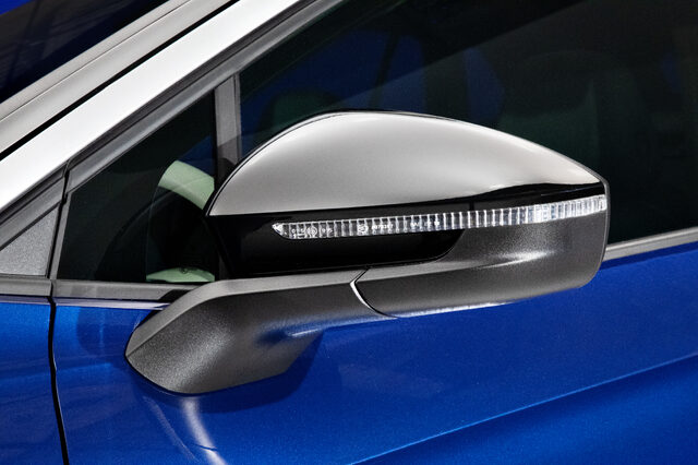 2021 Volkswagen ID.4 side mirror with integrated LED turn signal