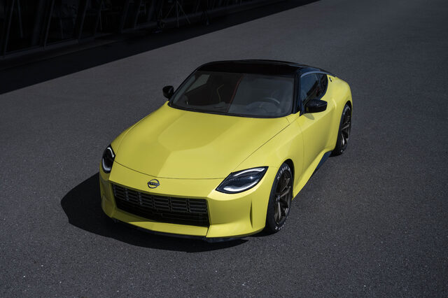 Nissan_Z_Proto_exterior_Front_Three quarter_3.jpg
