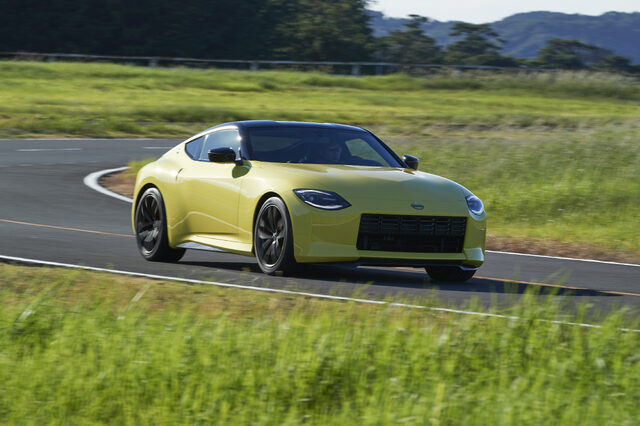 Nissan_Z_Proto_dynamic_exterior_13.jpg