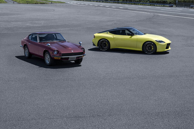 Nissan_Z_Proto_exterior_with_Heritage_car.jpg