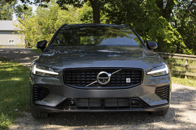 2020 Volvo V60 T8 Polestar Engineered, Front Fascia