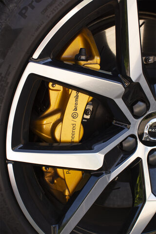 2020 Volvo V60 T8 Polestar Engineered, Gold Brembo Brake Caliper Detail
