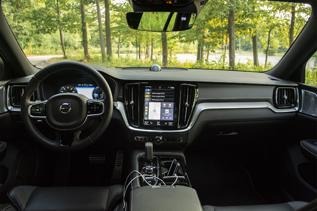 2020 Volvo V60 T8 Polestar Engineered, Interior Dashboard