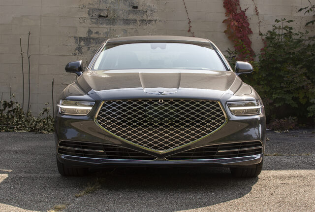 2020 Genesis G90 5.0 Ultimate front view