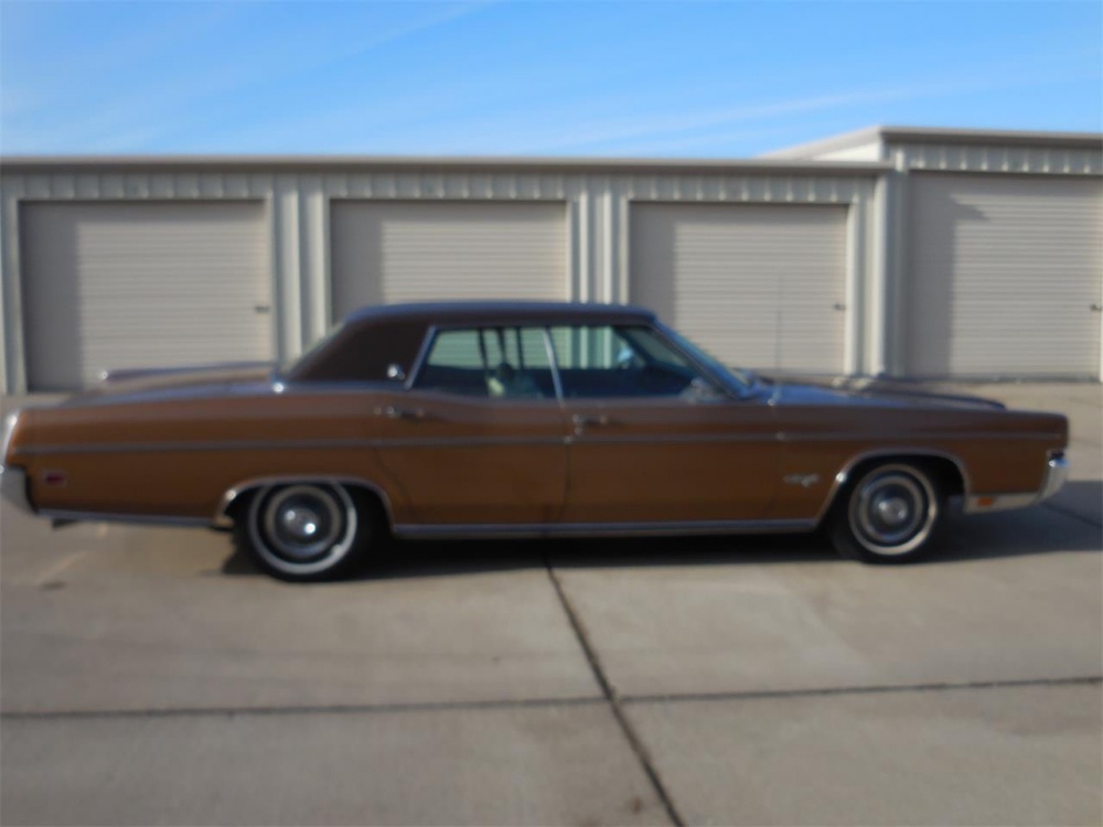 14340390-1970-mercury-marquis-std.jpg