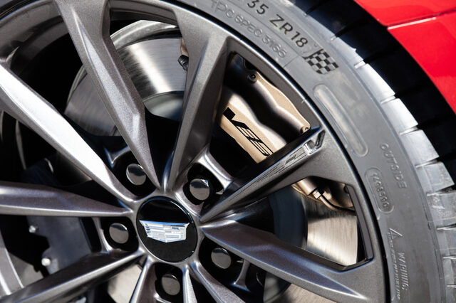 2022 Cadillac CT4-V Blackwing, V-Series brake caliper and 18-inch wheel closeup