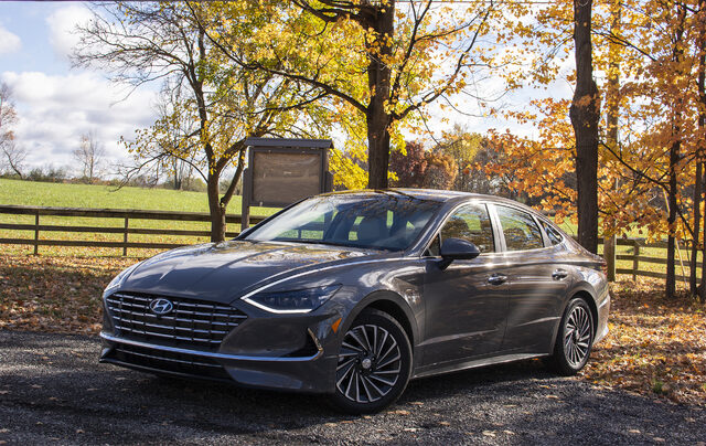 2020 Hyundai Sonata Hybrid Limited 6.jpg