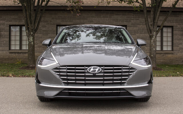 2020 Hyundai Sonata Hybrid Limited 1.jpg