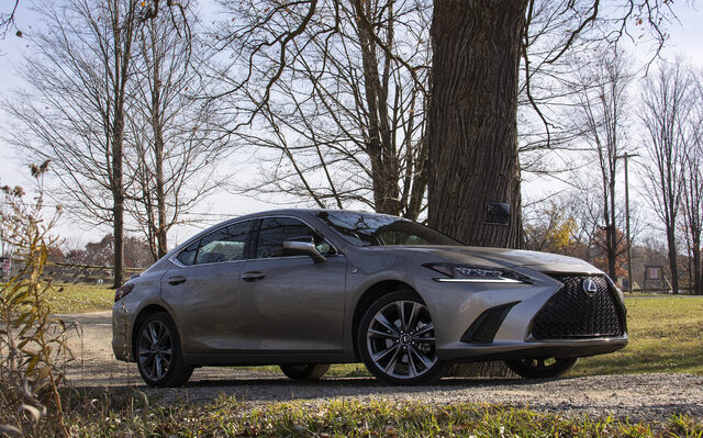 2020 Lexus ES 350 F-Sport 5.jpg