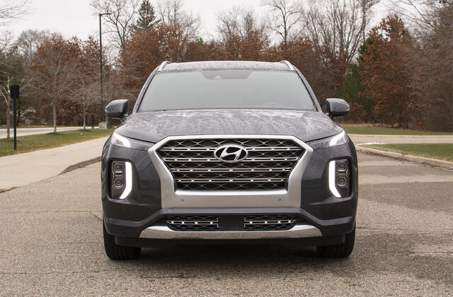 2020 Hyundai Palisade Limited AWD front view