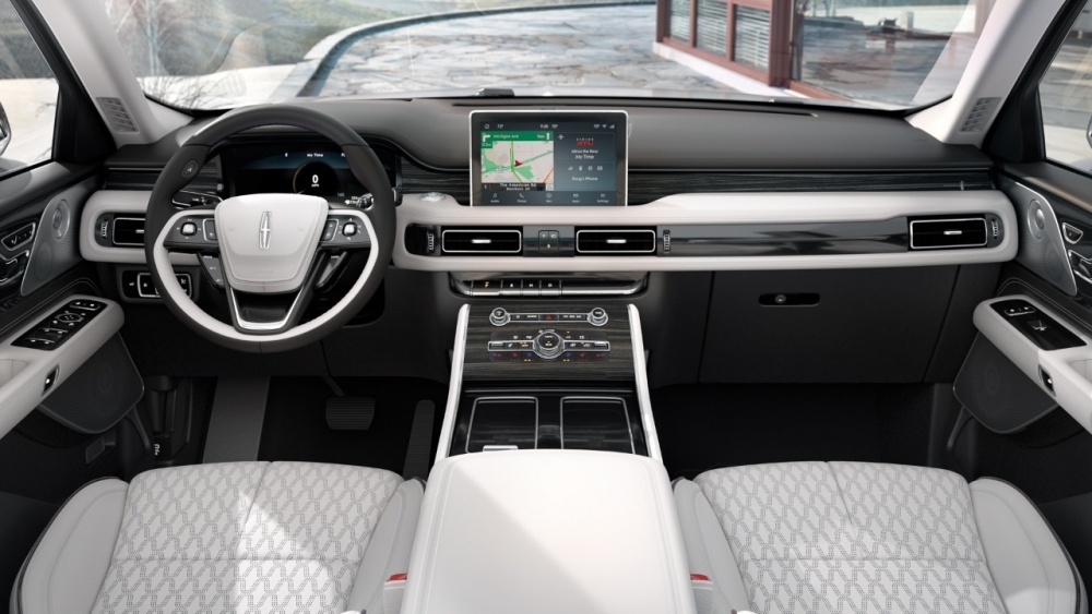 Aviator Interior.jpg