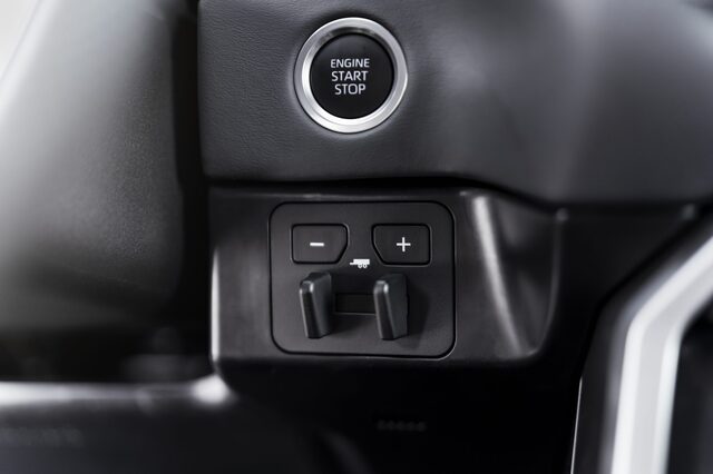 2022_Toyota_Tundra_Platinum_013-scaled.jpg