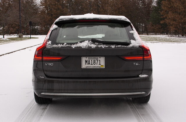 2021 Volvo V90 T6 Inscription Exterior Rear Dark Grey