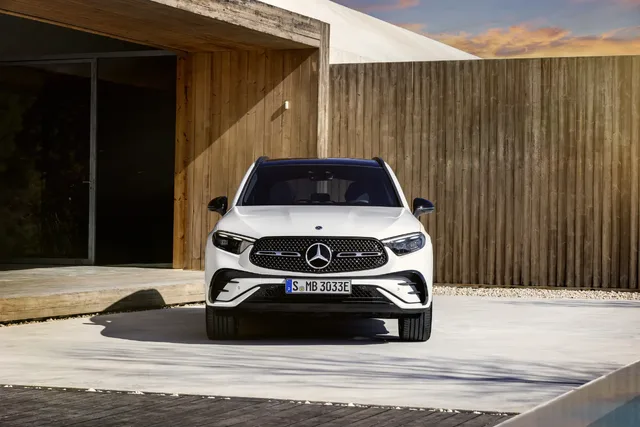 2023 Mercedes-Benz GLC 300 0054.webp