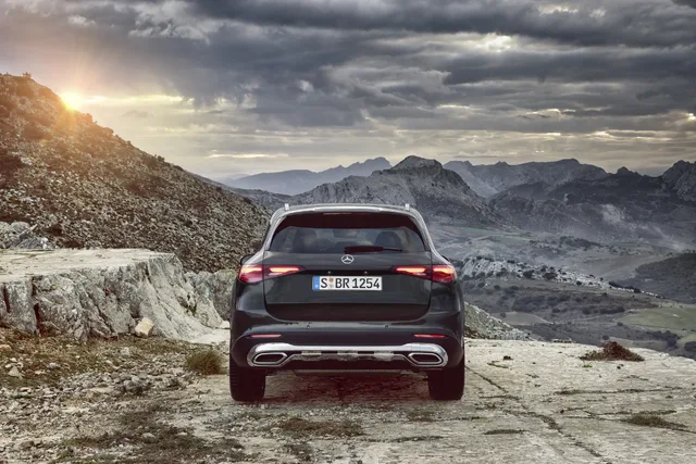 2023 Mercedes-Benz GLC 300 Rear View Mountain Panorama