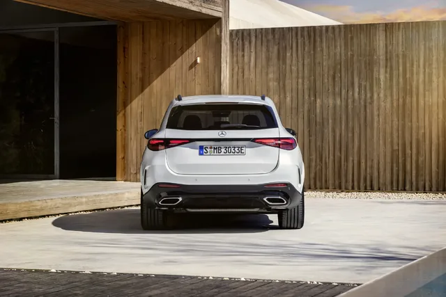 2023 Mercedes-Benz GLC 300 Polar White Direct Rear View