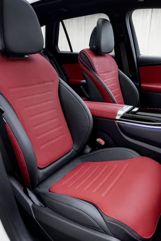 2023 Mercedes-Benz GLC 300 Cranberry Red Front Seat Detail
