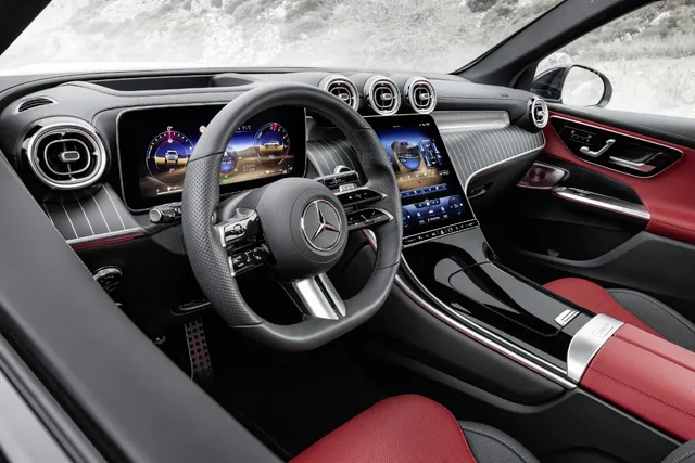 2023 Mercedes-Benz GLC 300 Cranberry Red Interior Dashboard